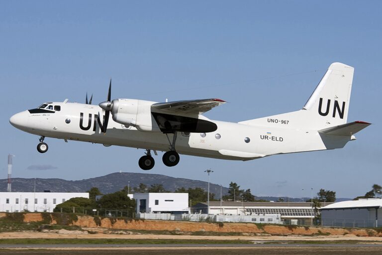 Incident aerian grav în Rusia: avion AN-26 avariat după impactul cu o dronă