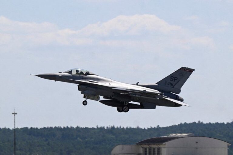 Dronă rusească în spațiul aerian românesc: piloții F-16 au avut ordin de tragere, dar au ales prudența în fața riscurilor