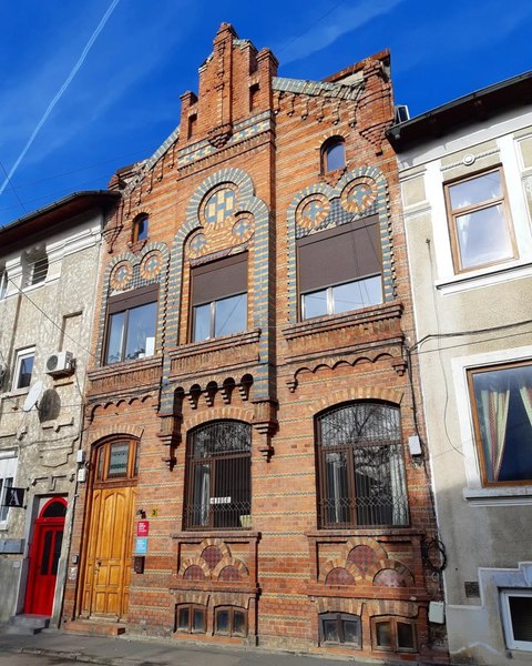 Casa Maură din București, clădirea de pe strada Corbeni 3