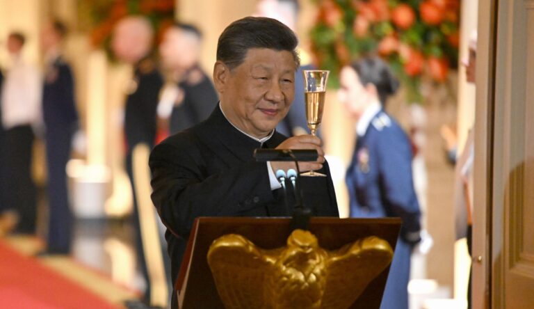 Donald Trump l-a primit pe Xi Jinping la Casa Albă