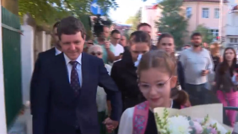 Educația, între provocări și speranță la început de an școlar