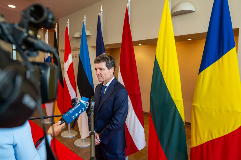 Nicușor Dan: România are aceeași amenințare ca zona arctică