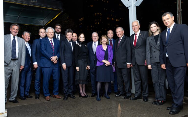 Nicușor Dan s-a întâlnit la New York cu foști ambasadori americani