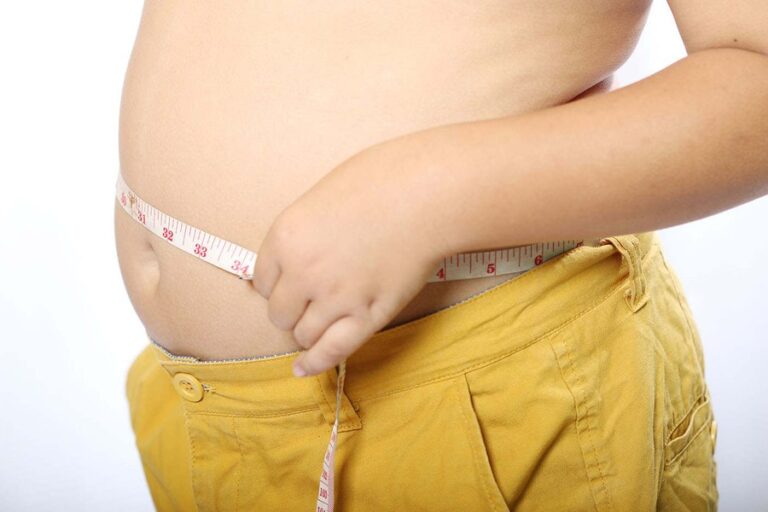 Noi progrese în tratamentul obezității la copii: rezultate promițătoare pentru un medicament testat la grupa 6-11 ani