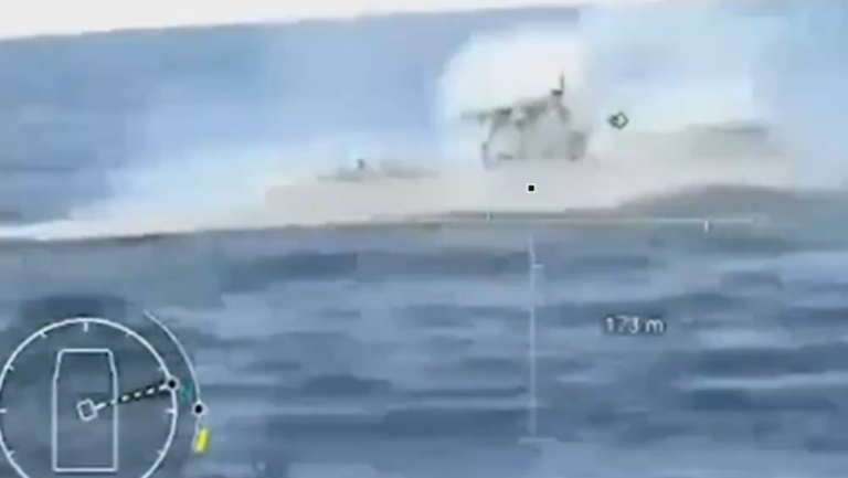 O navă ucraineană fără echipaj a distrus o dronă navală rusească în Marea Neagră