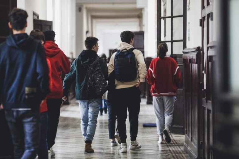 România, printre ultimele în UE la testele PISA 2025