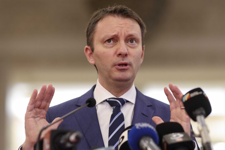 Siegfried Mureșan vrea o singură Poliție Națională și un ghișeu unic