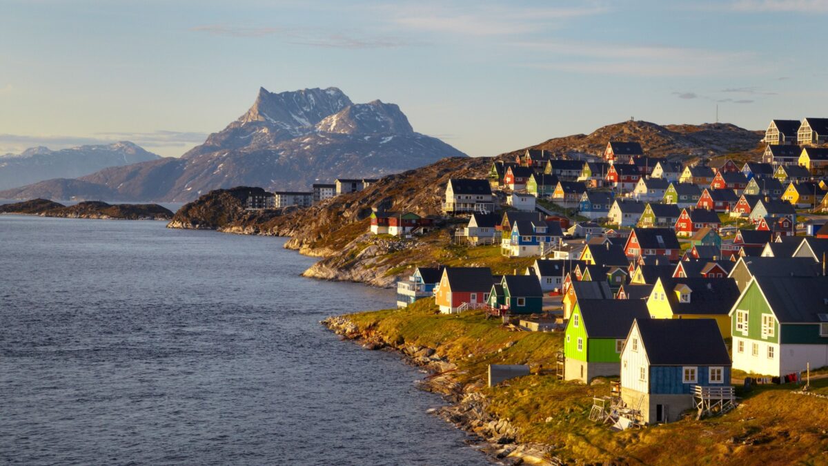 Statele Unite, Danemarca și Groenlanda semnează marți acordul arctic