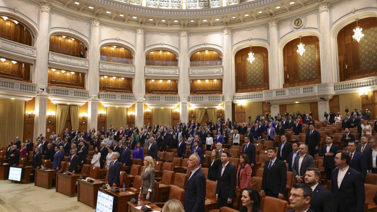 Audierile miniștrilor din Guvernul Luca Niculescu încep luni