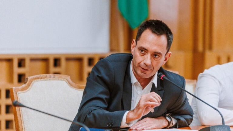 Csoma Botond respinge ideea dizolvării Parlamentului de către Nicușor Dan