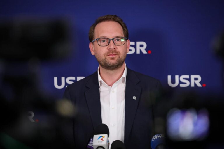 Dominic Fritz cere anticipate și respinge ideea unui premier independent