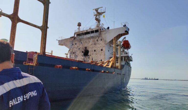 Nava Royad Mammadov s-a scufundat în Marea Neagră