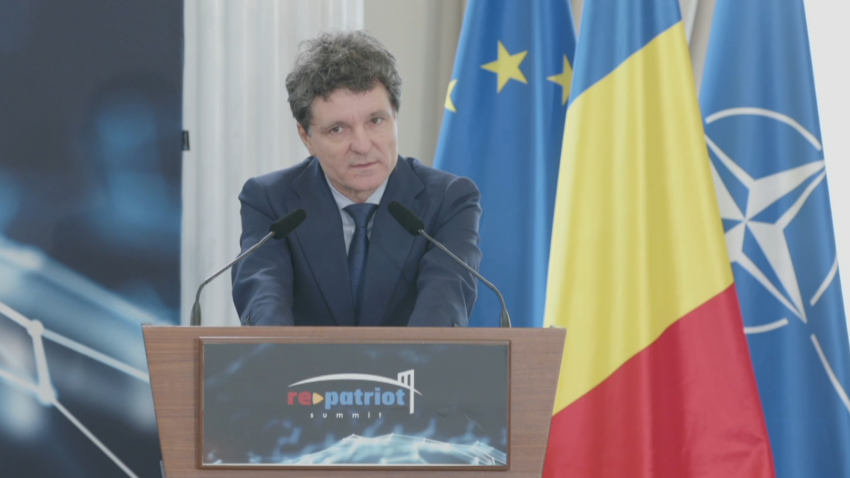 Nicușor Dan a cerut Diasporei să „testeze România”