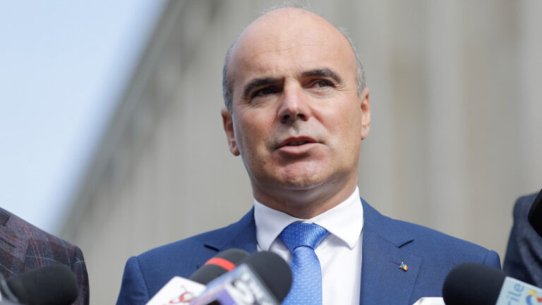 Rareș Bogdan, citat ca martor la DNA Iași în dosarul Fănel Bogos
