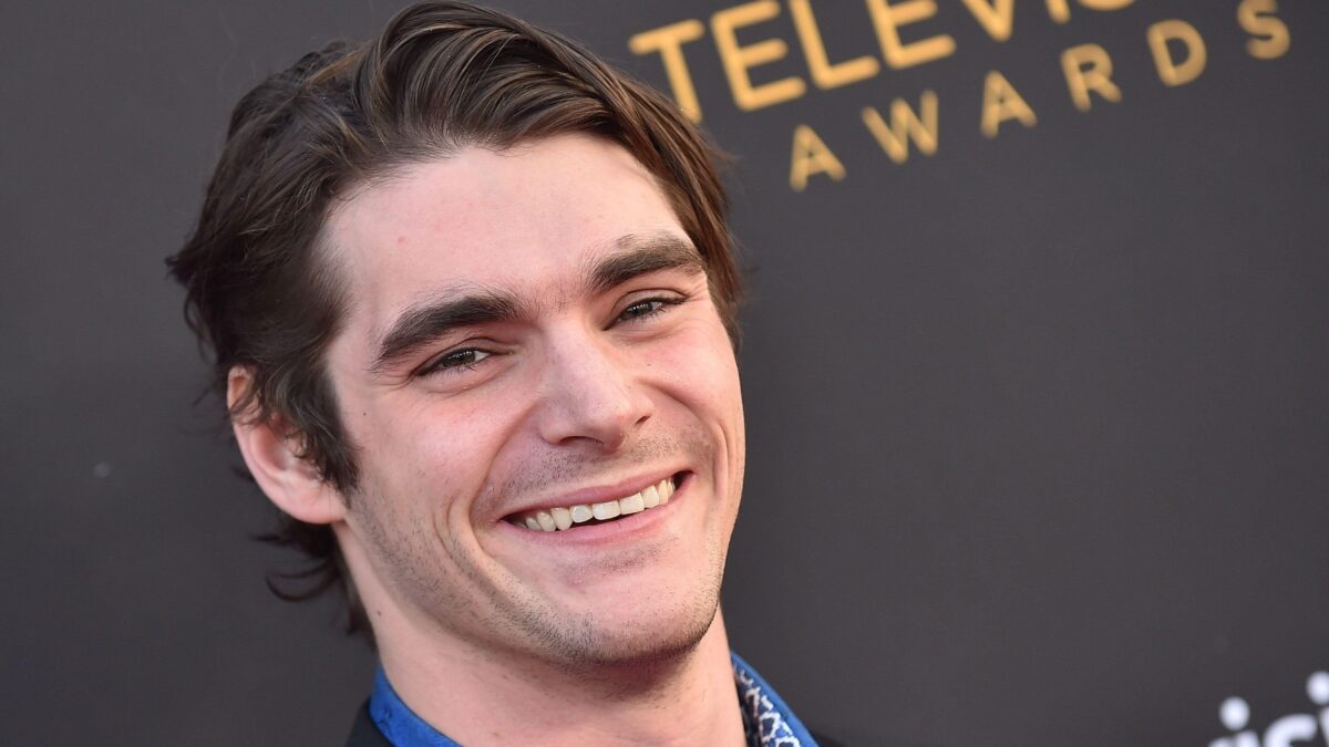 RJ Mitte, actorul din Breaking Bad, a murit la 34 de ani