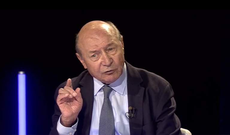 Traian Băsescu propune două soluții pentru criza politică