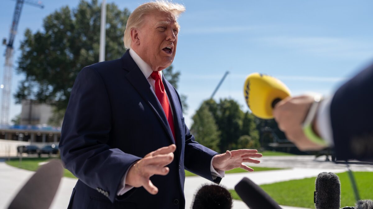 Trump anunță un armistițiu energetic între Rusia și Ucraina